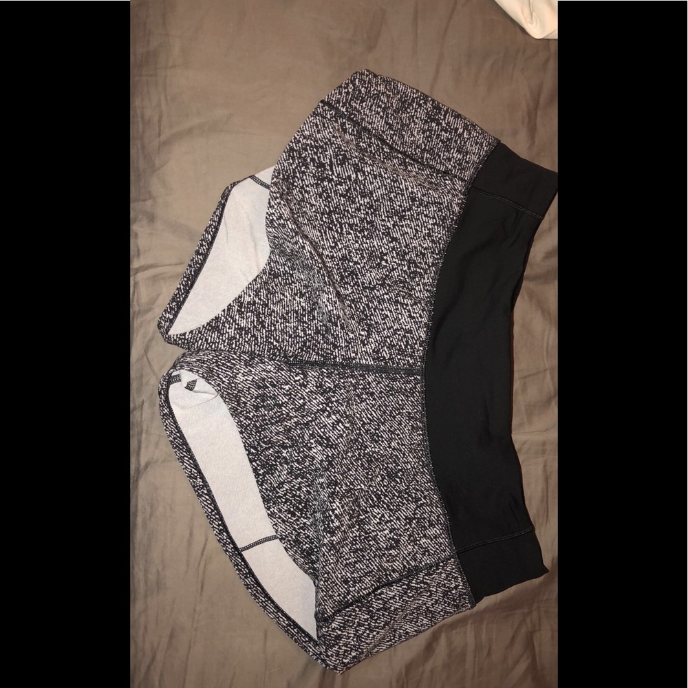 Lululemon Athletica Speed Up Short *2.5” Size 4